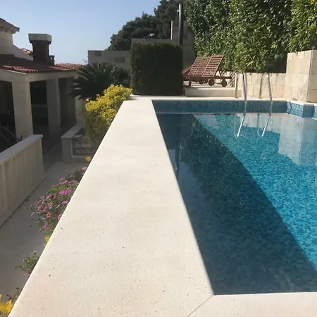 Apartment Blue Diamond